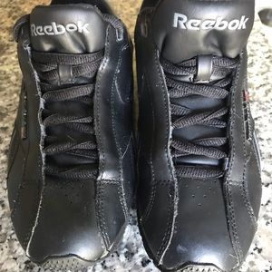 NEW Black Redbox Classics size 5 1/2